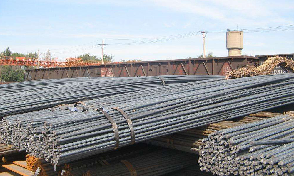 China's Nov daily finished steel output up 2.3%